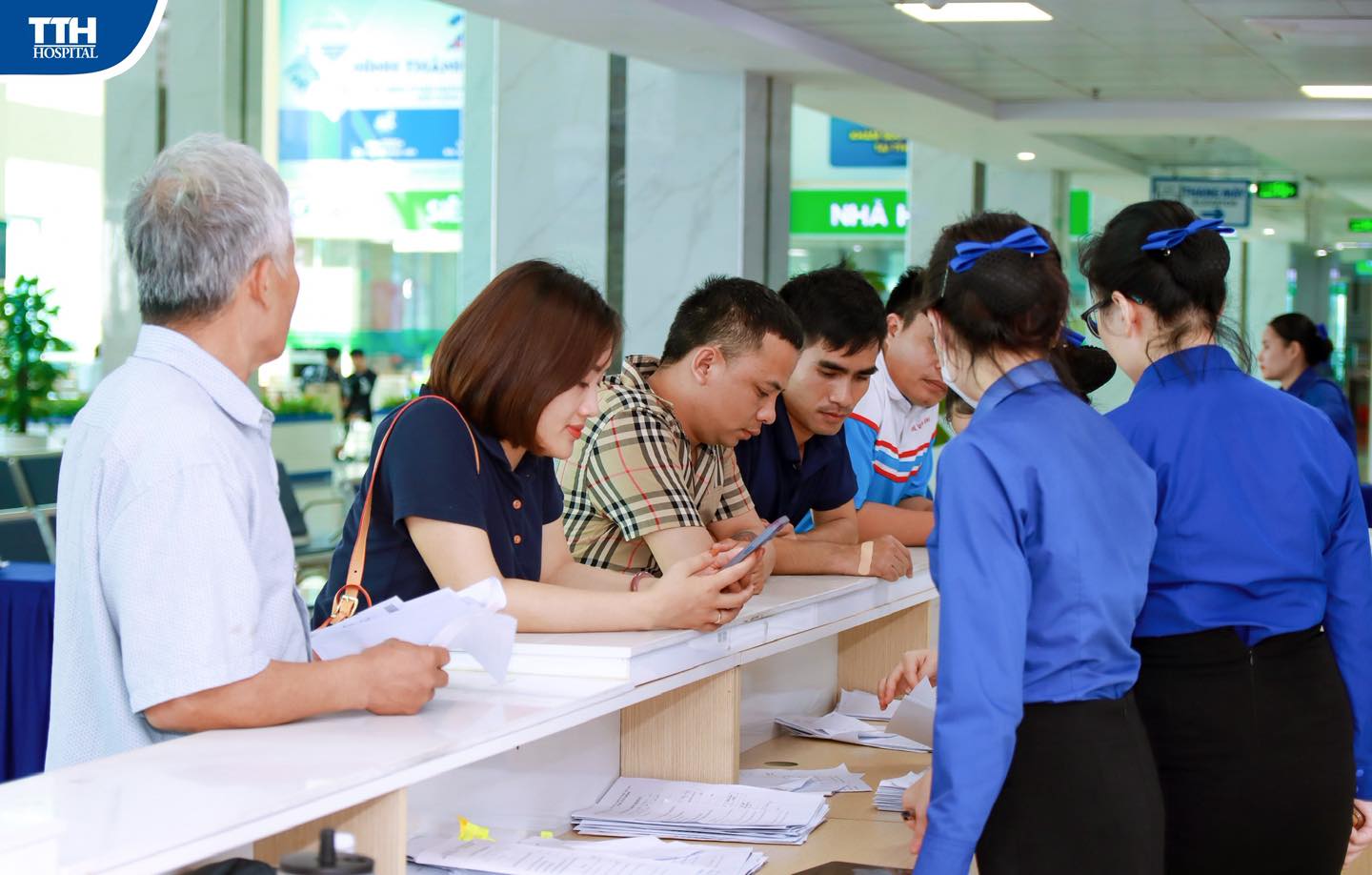 BỆNH VIỆN ĐA KHOA TTH HÀ TĨNH ĐỒNG HÀNH CÙNG CÔNG TY CP XĂNG DẦU DẦU KHÍ VŨNG ÁNG VÌ SỨC KHỎE CÁN BỘ NHÂN VIÊN