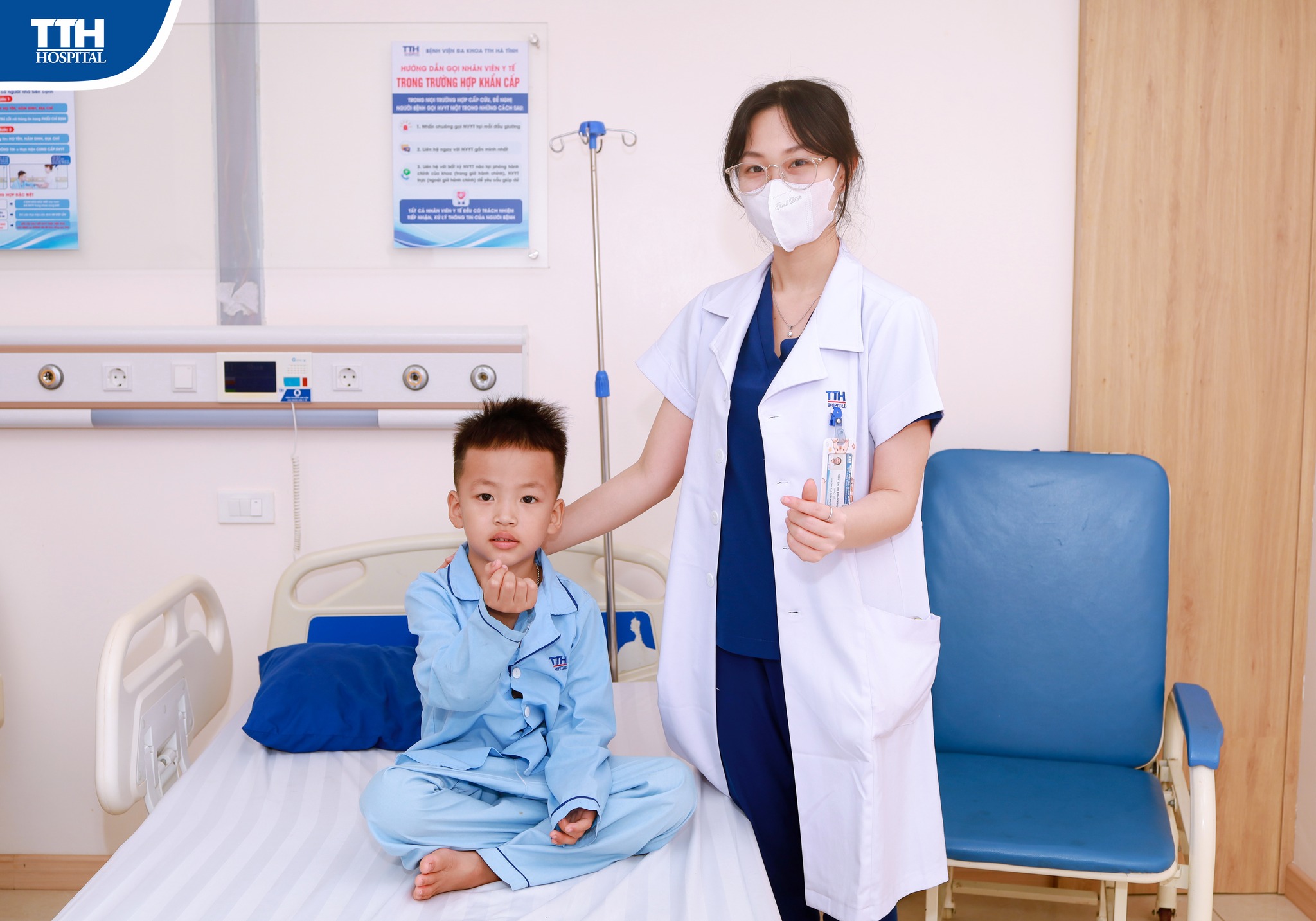 "ĐƯỢC CẮT AMIDAN XONG, CON ĂN NGON, NGỦ NGOAN - CẢ NHÀ NHẸ NHÕM HẲN"