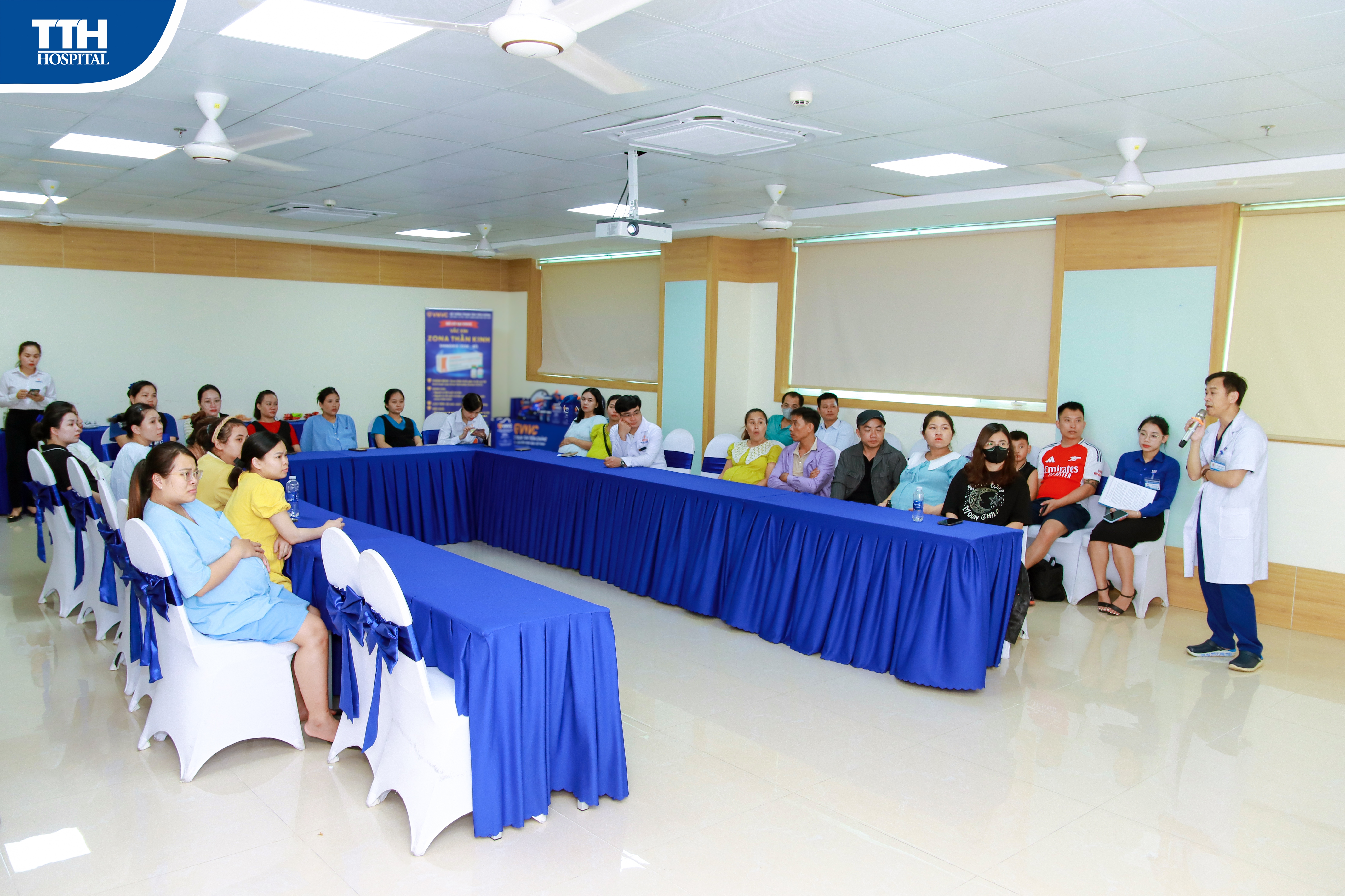 BVĐK TTH HÀ TĨNH TỔ CHỨC THÀNH CÔNG LỚP HỌC TIỀN SẢN THÁNG 7 – “CHĂM SÓC MẸ, YÊU THƯƠNG BÉ, KHỞI ĐẦU HÀNH TRÌNH TUYỆT VỜI”