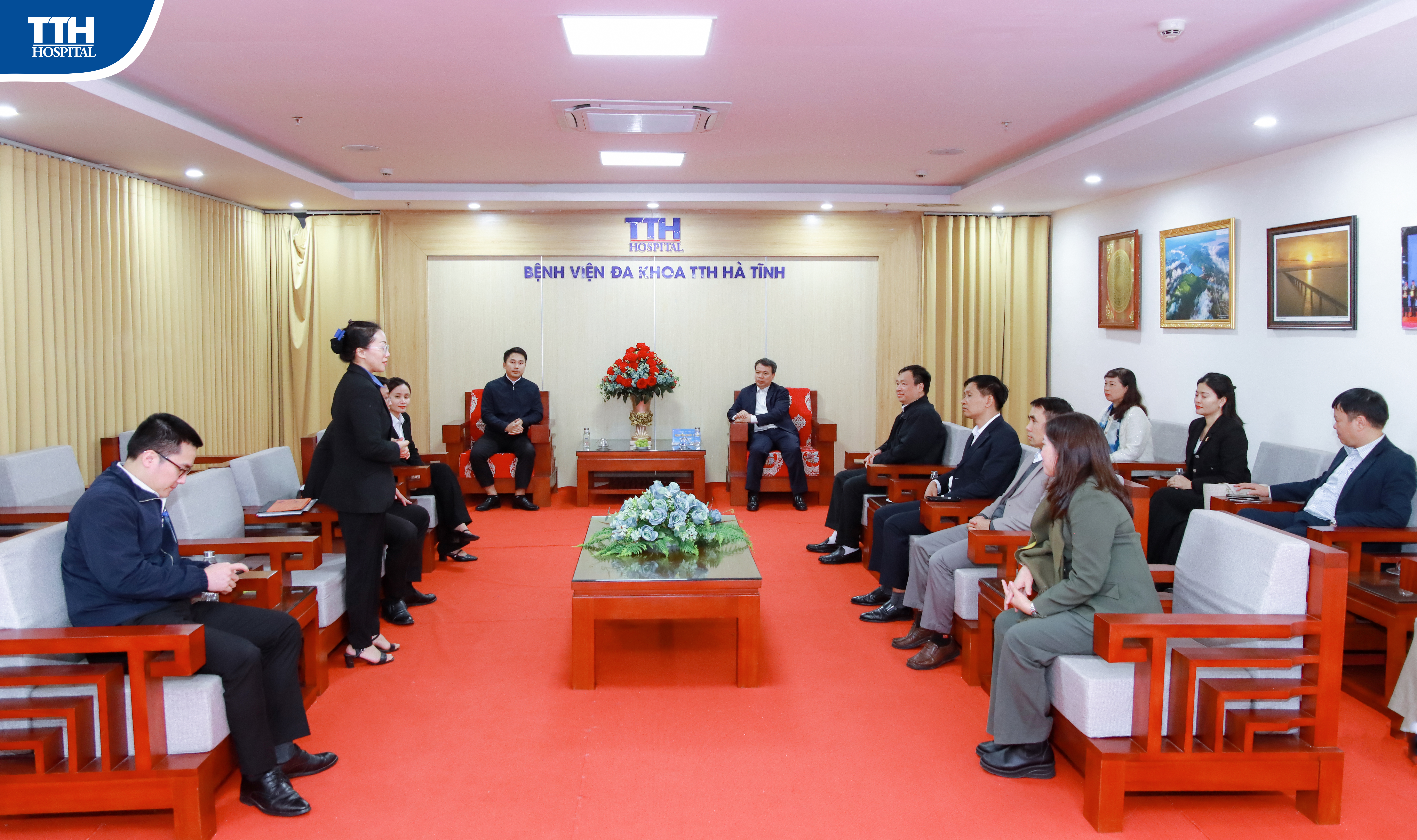 ĐOÀN CÔNG TÁC HỌC VIỆN Y DƯỢC HỌC CỔ TRUYỀN VIỆT NAM ĐẾN THAM QUAN VÀ LÀM VIỆC TẠI BỆNH VIỆN ĐA KHOA TTH HÀ TĨNH