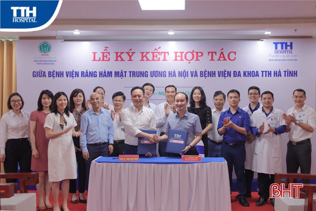 Lễ ký kết hợp tác Giữa bệnh viện răng hàm mặt trung ương Hà Nội  và Bệnh viện đa khoa TTH Hà Tĩnh